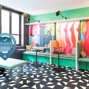Ibis Styles Gare Saint Lazare *** Paris